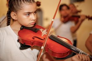 Escuela Artística Panóptico inició proceso de formación para 300 niños, jóvenes y adultos mayores