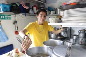 Dese el gusto de comer rico y tranquilo con mejoras que hizo Alcaldía de Ibagué en ‘Planchón’ de La 14