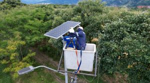 Alcaldía de Ibagué inicia cambio de luminarias solares en ciclorruta entre La Samaria y el Aeropuerto Perales