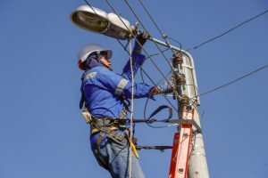 Alcaldía de Ibagué modernizó a LED 77 luminarias en dos veredas del corregimiento La Florida